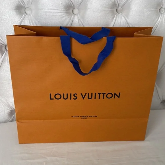 Louis Vuitton shopping bag - Picture 2 of 4